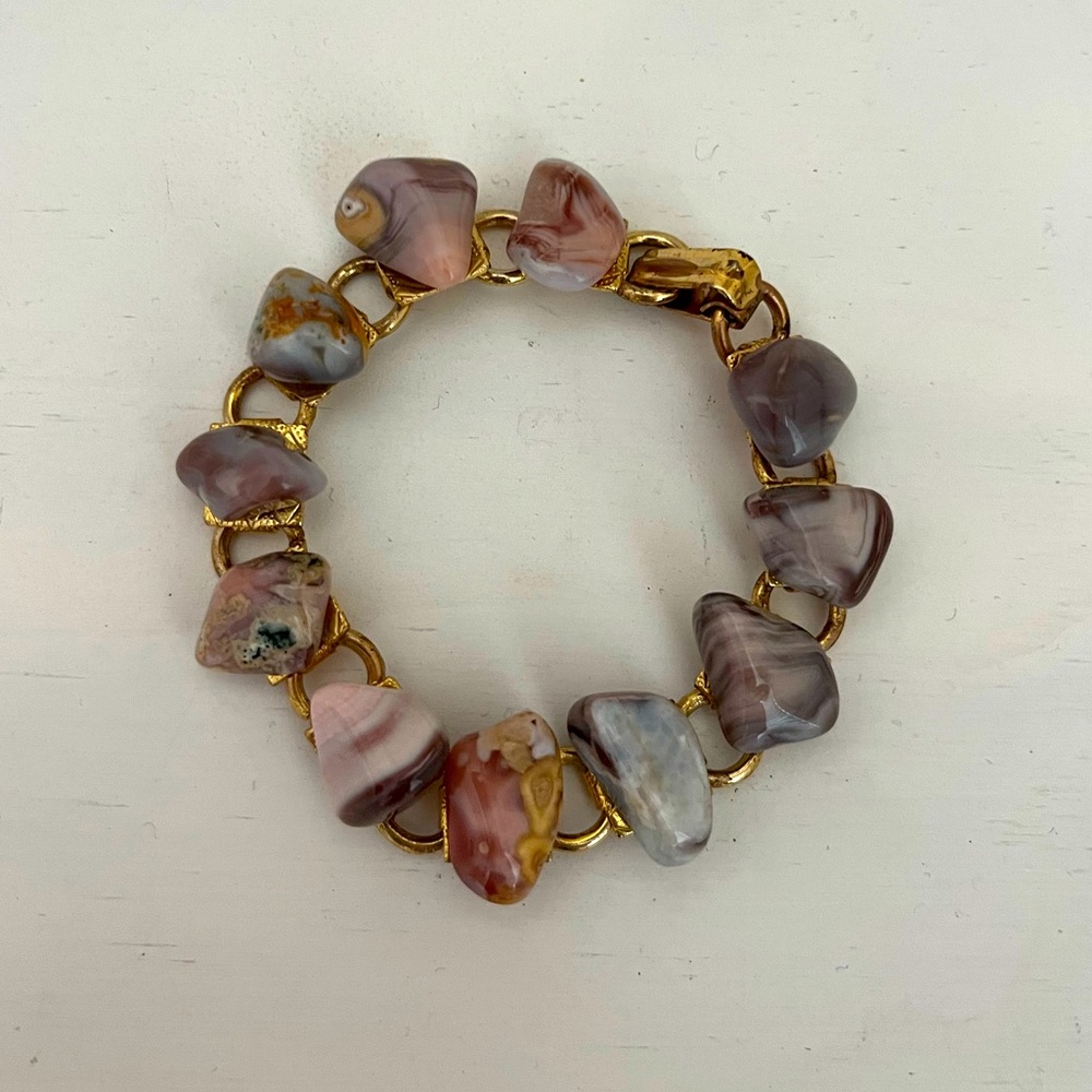 Polished stones bracelet